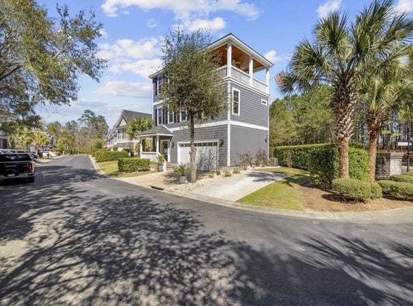133 Charles Towne Ln., Murrells Inlet, SC 29576