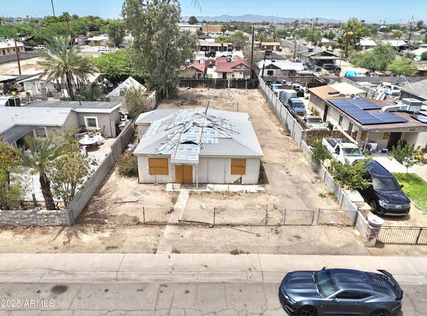 6540 N 53RD Avenue, Glendale, AZ 85301