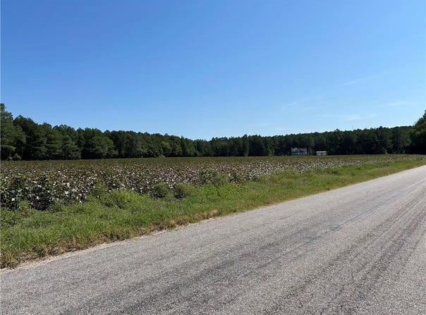 12 Ac Tar Road, Windsor, VA 23487