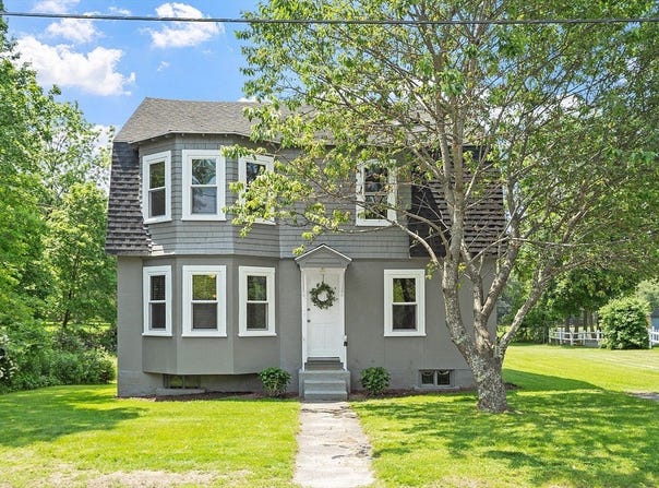 136 Narrow Ln, Lancaster, MA 01523