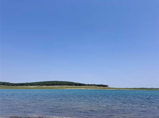 1025 Blue Water DR, Canyon Lake, TX 78133