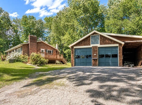 409 Poland Spring Road, Casco, ME 04015