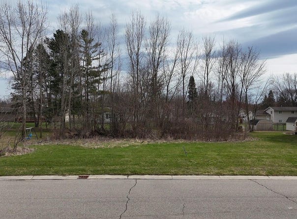 Daniel Drive, Grand Blanc, MI 48439