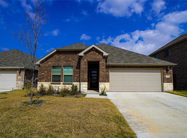 775 Moonlight Place, Lavon, TX 75166