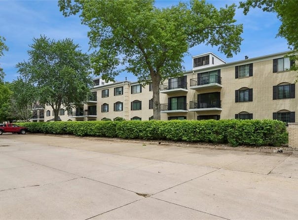 150 Thompson Drive SE, Cedar Rapids, IA 52403