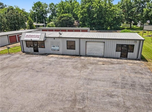 9123 W State Highway 22, Ratcliff, AR 72951