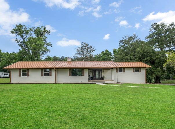 16824 Mahan Drive, Tallahassee, FL 32309