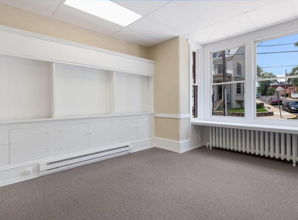 106 E STATE STREET, DOYLESTOWN, PA 18901