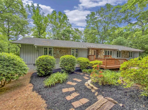 204 Fishbrook Way, Simpsonville, SC 29681