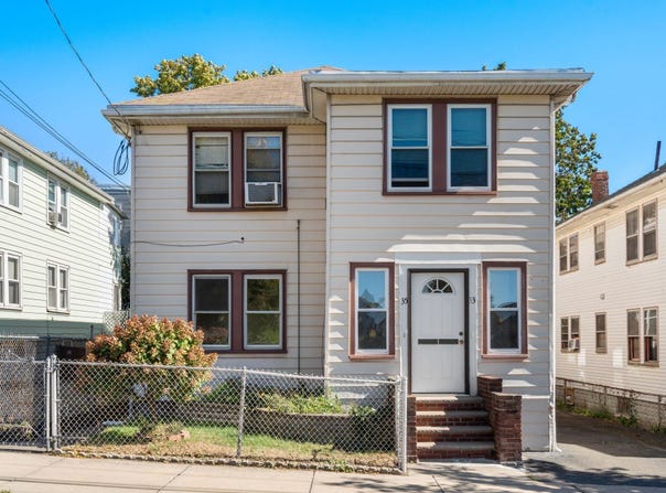 33 Luke Rd, Everett, MA 02149