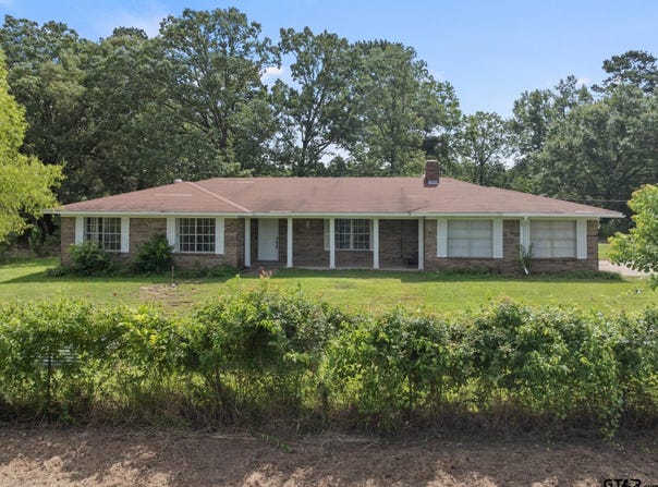 191 FM 44 E, Dekalb, TX 75559