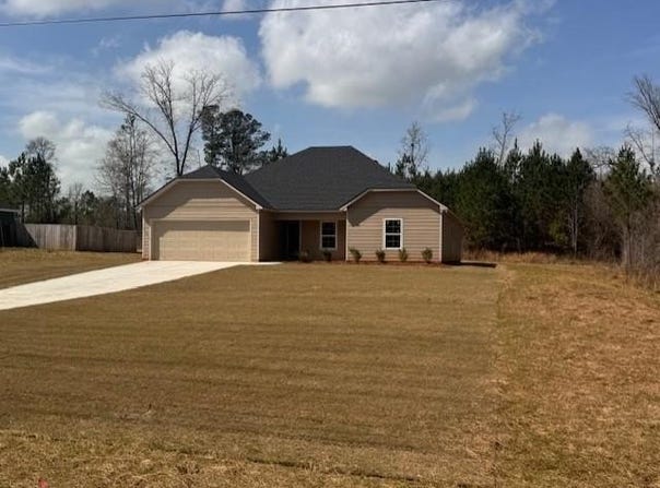 1880 Lee 239 Road, Smiths Station, AL 36877