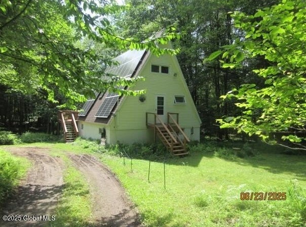 28 Pine Place, Hadley, NY 12835