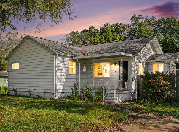 52424 Scott Street, South Bend, IN 46637-2957