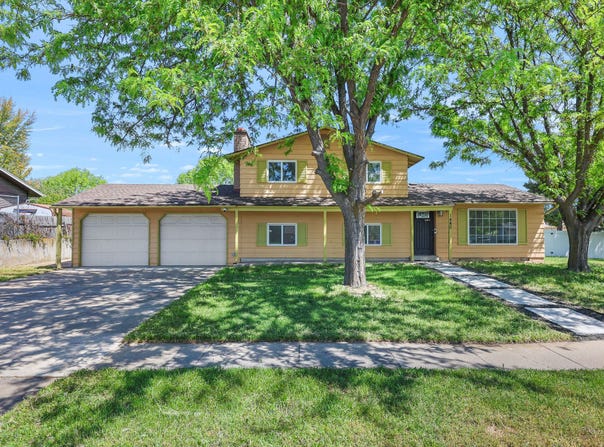 1440 DAVID Dr, Syracuse, UT 84075