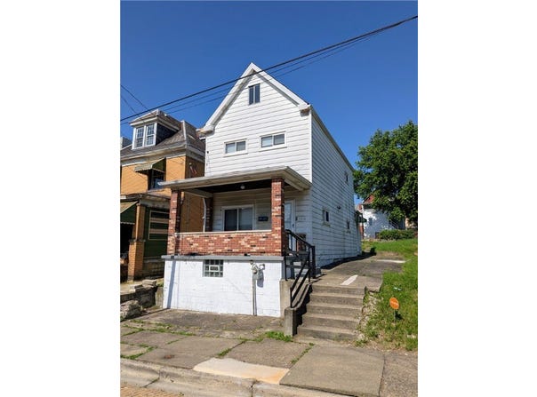 1310 Pirl Street, McKeesport, PA 15132