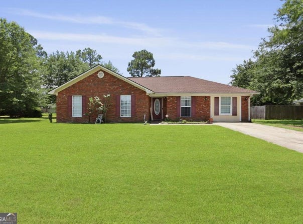 1267 Louise, Hinesville, GA 31313