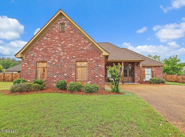 902 Belle Oak Cove, Brandon, MS 39042