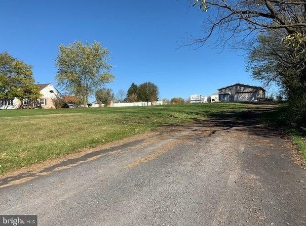 1709 & 1721 YORK ROAD, CAVALRY FIELD ROAD, GETTYSBURG, PA 17325