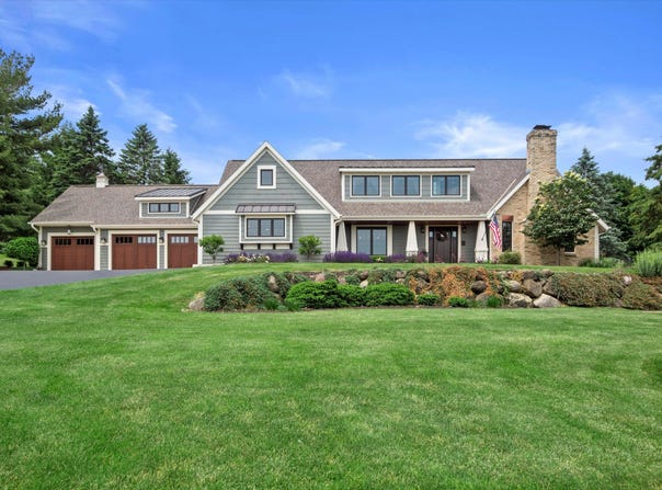 S28w31464 County Road De -, Waukesha, WI 53189