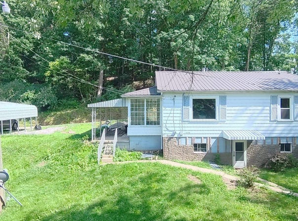 4530 Green Valley Road, Huntington, WV 25701