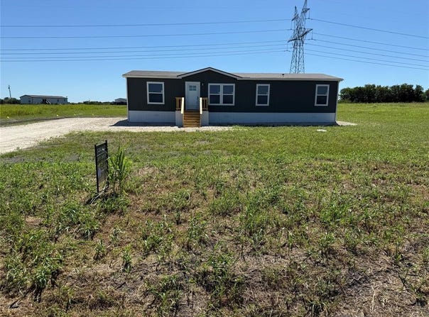 7740 NW County Road 1200, Barry, TX 75102