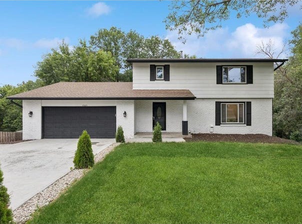 12621 Cedar Lake Road, Minnetonka, MN 55305