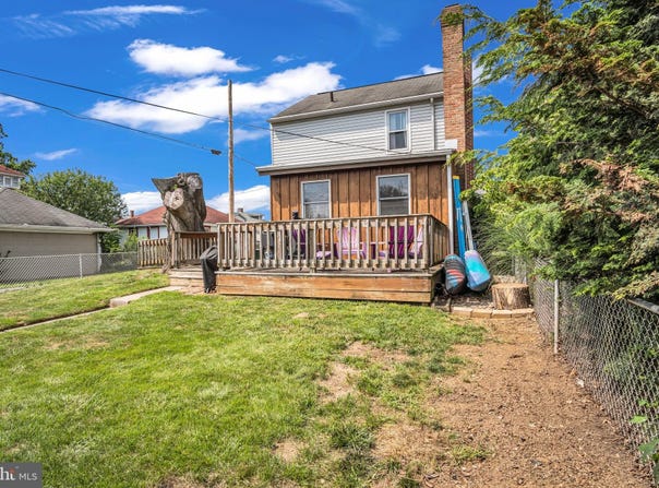224 WEBSTER STREET, CARLISLE, PA 17013