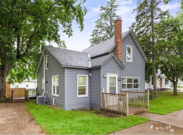 35 Hickory Street N, Lester Prairie, MN 55354