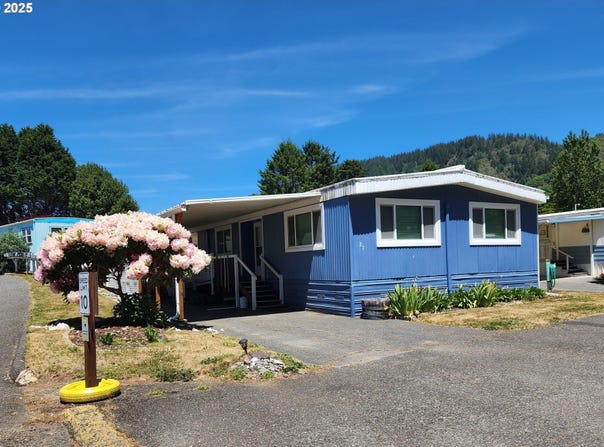 16131 W HOFFELDT LN, Brookings, OR 97415
