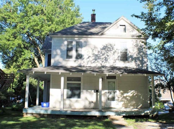 401 S Lucas St, IowaCity, IA 52240