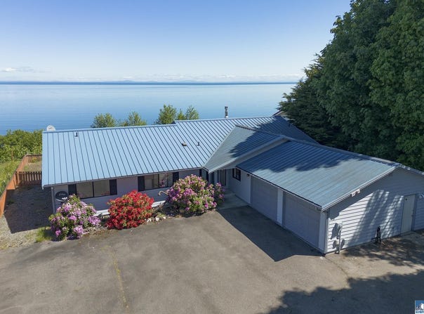 1801 Harborcrest Pl, Port Angeles, WA 98362