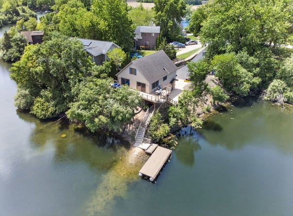 250 FOSSIL POINT Court, Wilmington, IL 60481