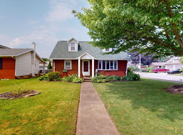 1133 BROAD STREET, Montoursville, PA 17754