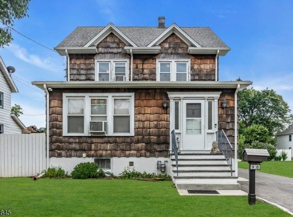 98 Douglas Ave, Franklin Twp., NJ 08873-3251