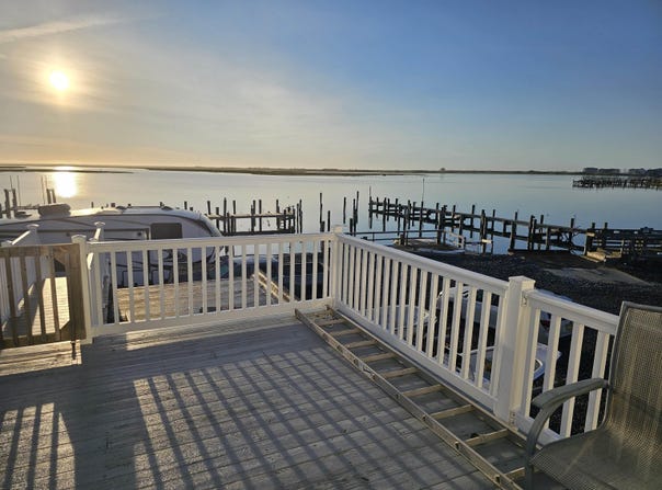 1225 E Shore Dr, Brigantine, NJ 08203