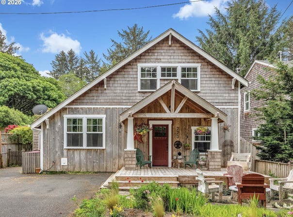 773 A St, Gearhart, OR 97138