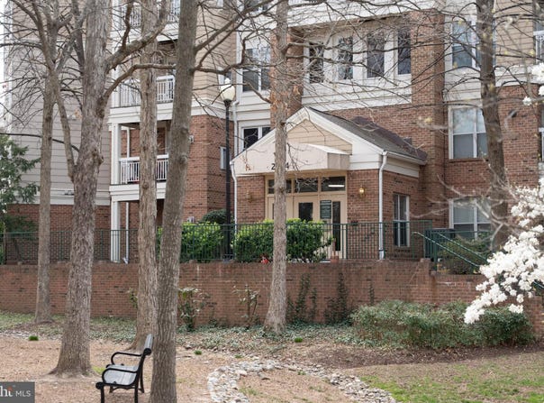 2204 WESTCOURT LANE, HERNDON, VA 20170
