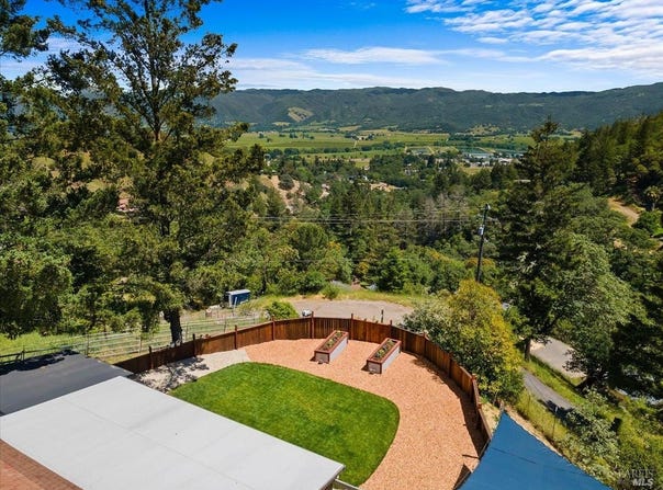 770 Canyon Court, Ukiah, CA 95482