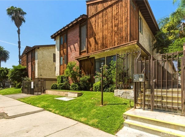 8933 Willis, Panorama City, CA 91402