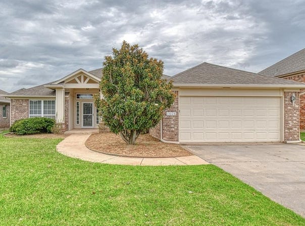 13028 SW 4th Street, Yukon, OK 73099