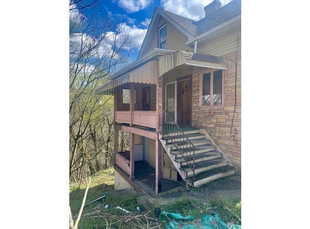 504 Chestnut St, Monessen, PA 15062