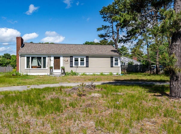24 Hazelmoor Road, South Yarmouth, MA 02664