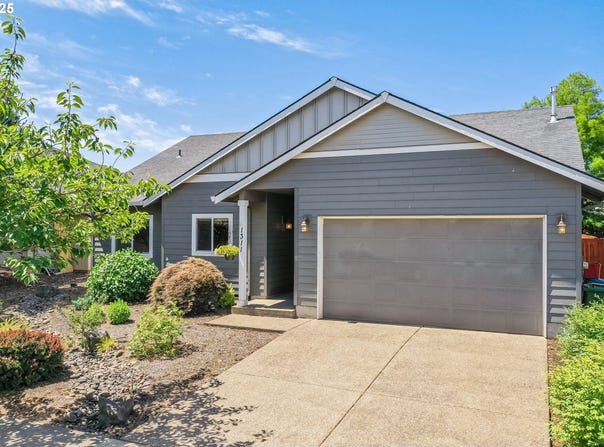 1311 FOXGLOVE ST, Woodburn, OR 97071