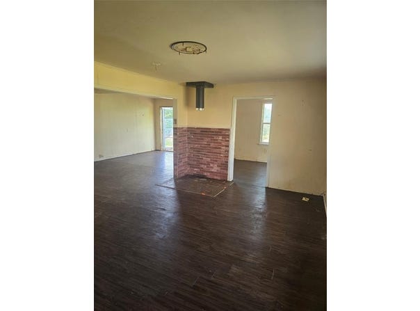 164 Broken Arrow, Comanche, TX 76442
