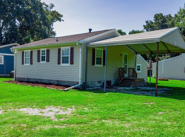 1332 Snug Harbor Road, Hertford, NC 27944