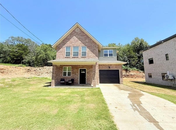 64  W Old Wire  RD, London, AR 72847