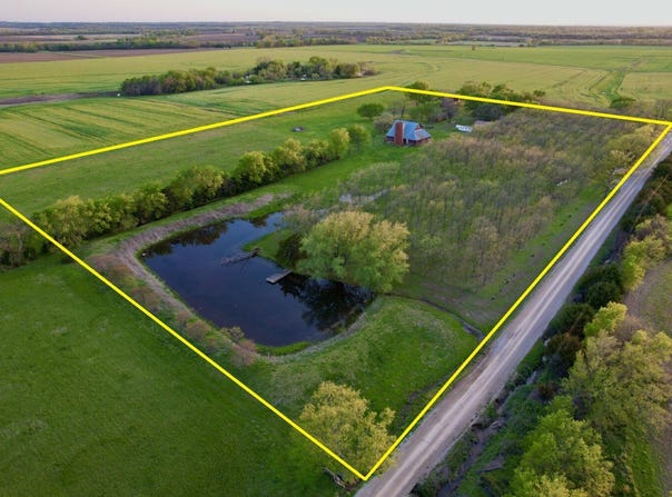 22249 2100 Rd, Chanute, KS 66720