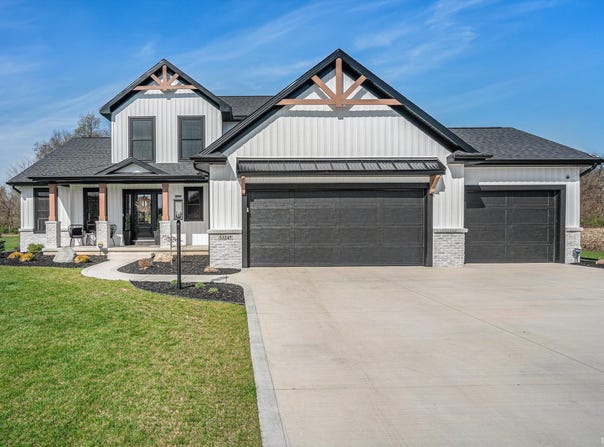 53247 Winfield Court, Bristol, IN 46507-1320
