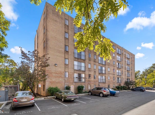 4241 COLUMBIA PIKE, ARLINGTON, VA 22204